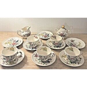 Vintage Copeland Spode British Raeburn Tea Cups (5) Saucers (8) Sugar & Creamer